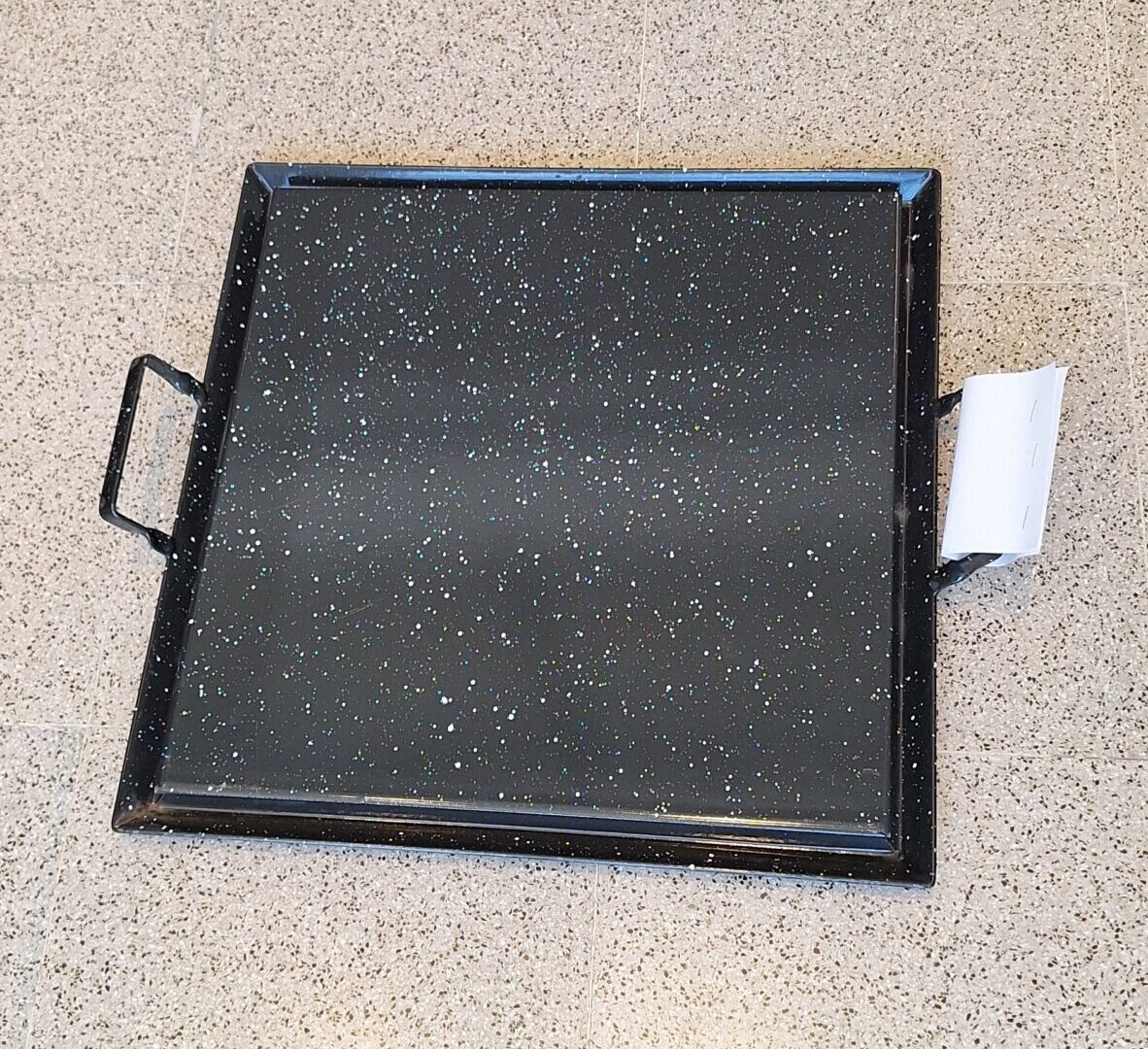 Plancha cuadrada enlozado