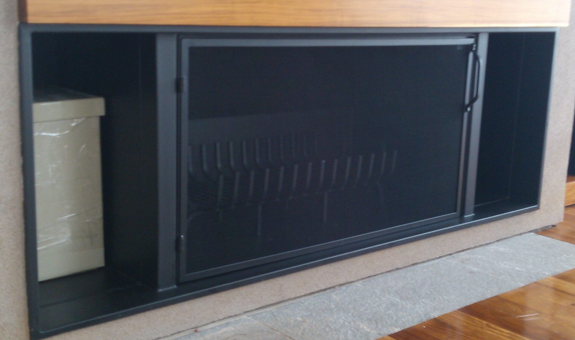 Chispero con una puerta abatible - Image 2