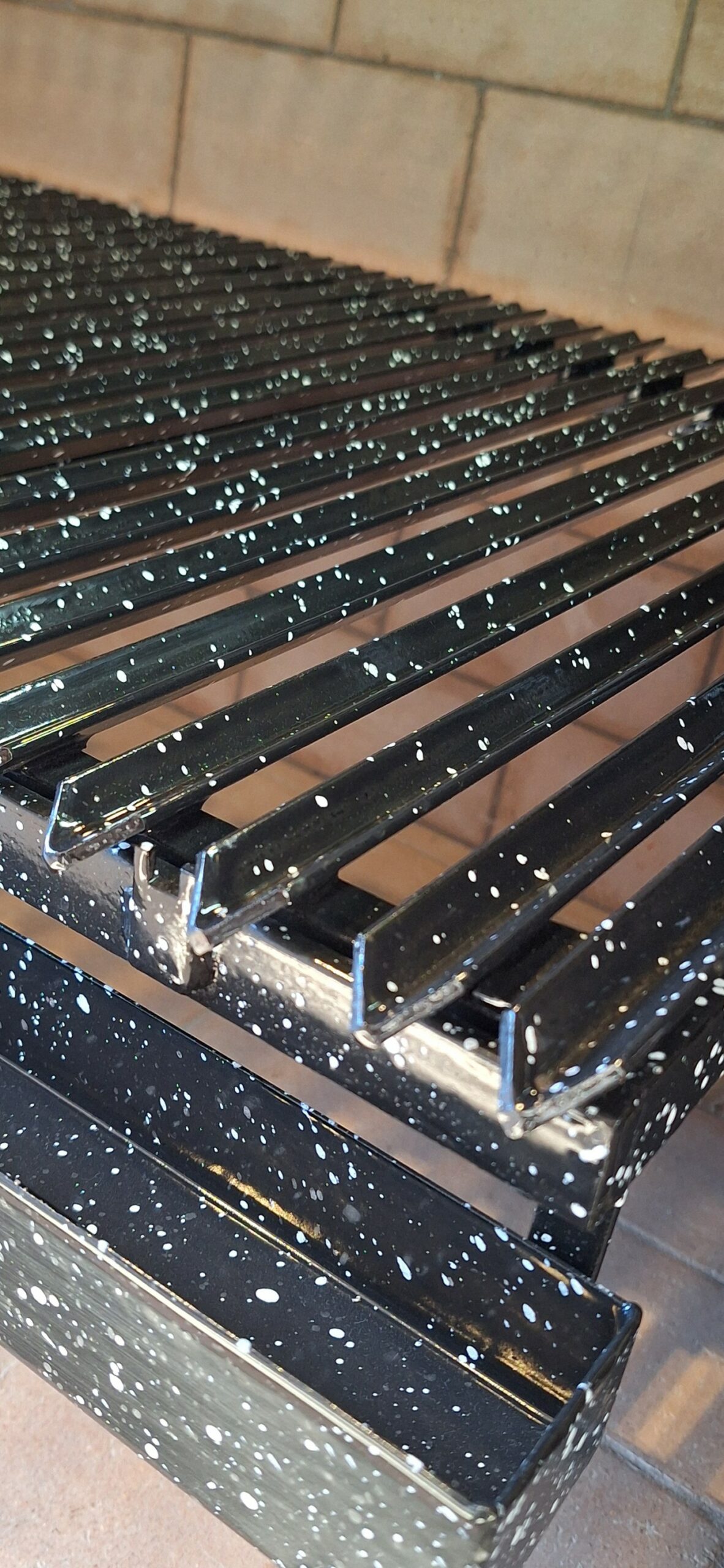 Parrilla Hierro Ángulo Enlozada