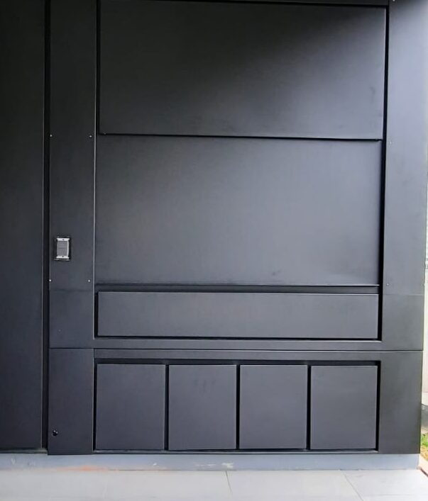 Guillotina con Pancera